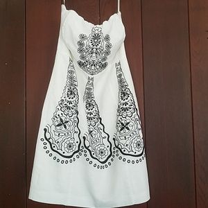 Banana Republic embroidered strapless dress